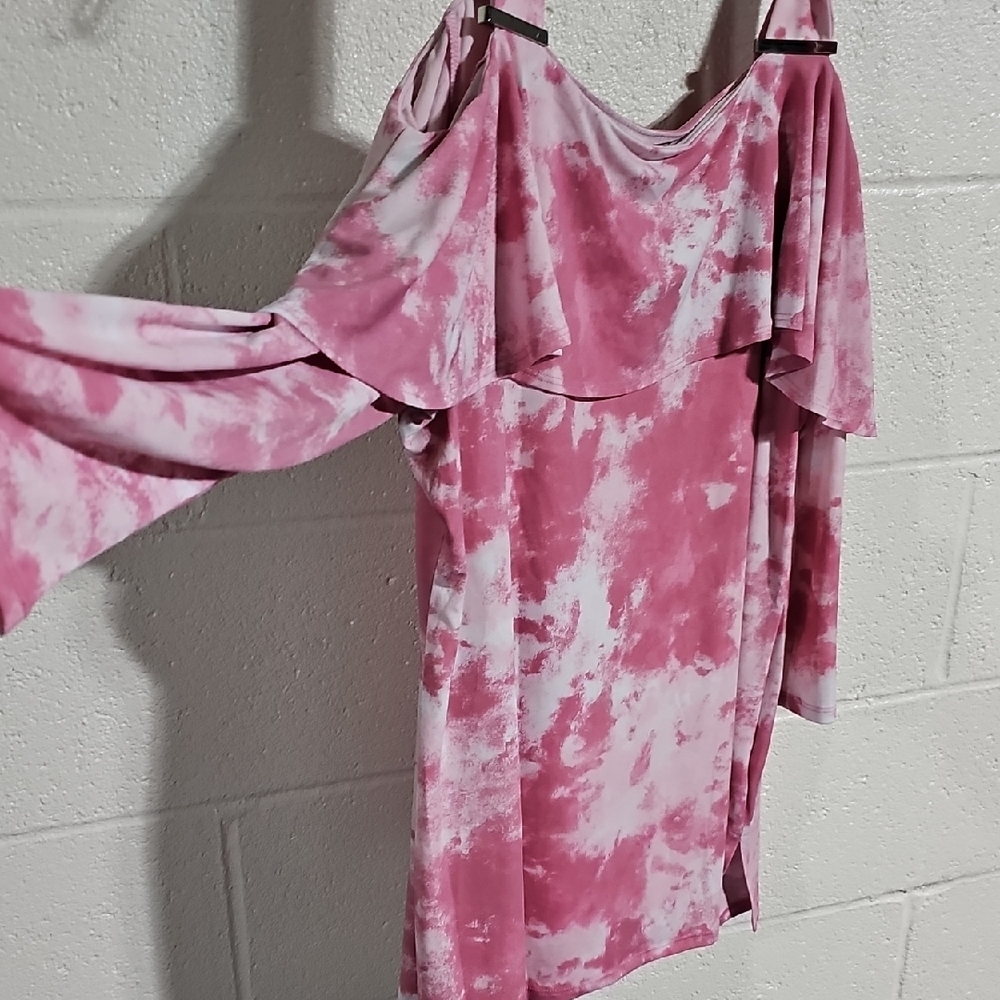Elegant Pink Tie-Dye Cold-Shoulder Top